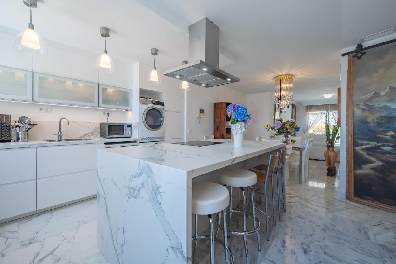 Apartamentos Las Terrazas Marbella Esterno foto